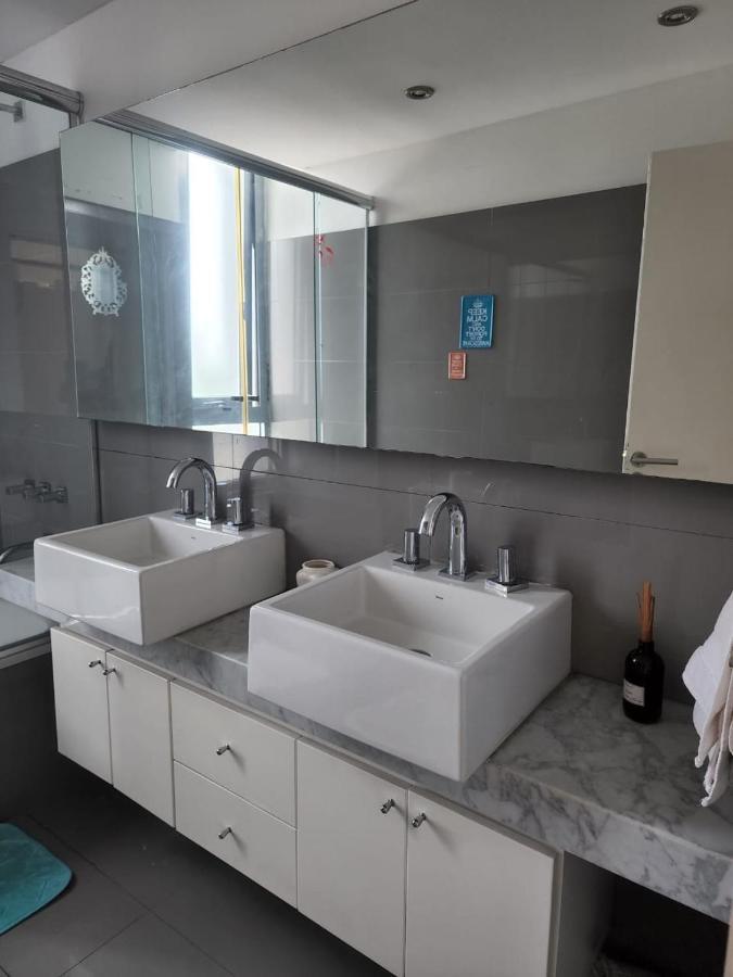Apartamento Av Kennedy Y Cervino A Metros Embajada Eeuu Buenos Aires Eksteriør billede